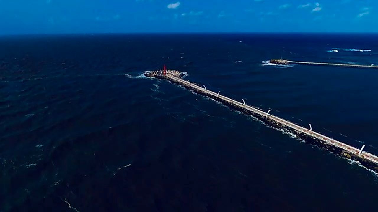 Escolleras de la bocana, en el Golfo de México